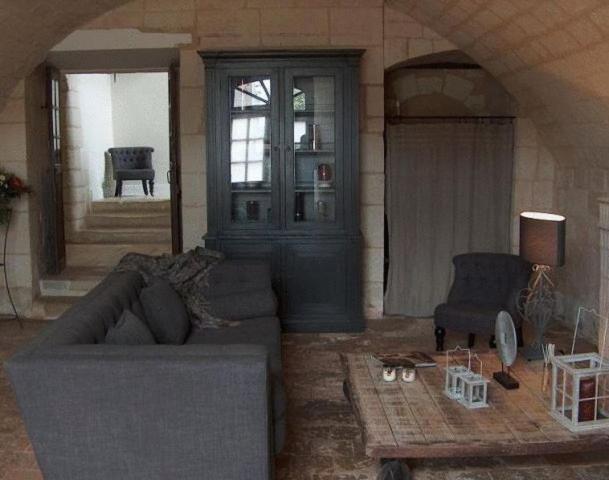 Chateau De Charge Hotel Тур Екстериор снимка