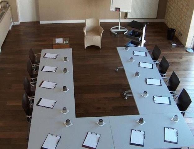 Chateau De Charge Hotel Тур Екстериор снимка