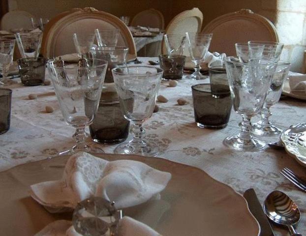 Chateau De Charge Hotel Тур Екстериор снимка